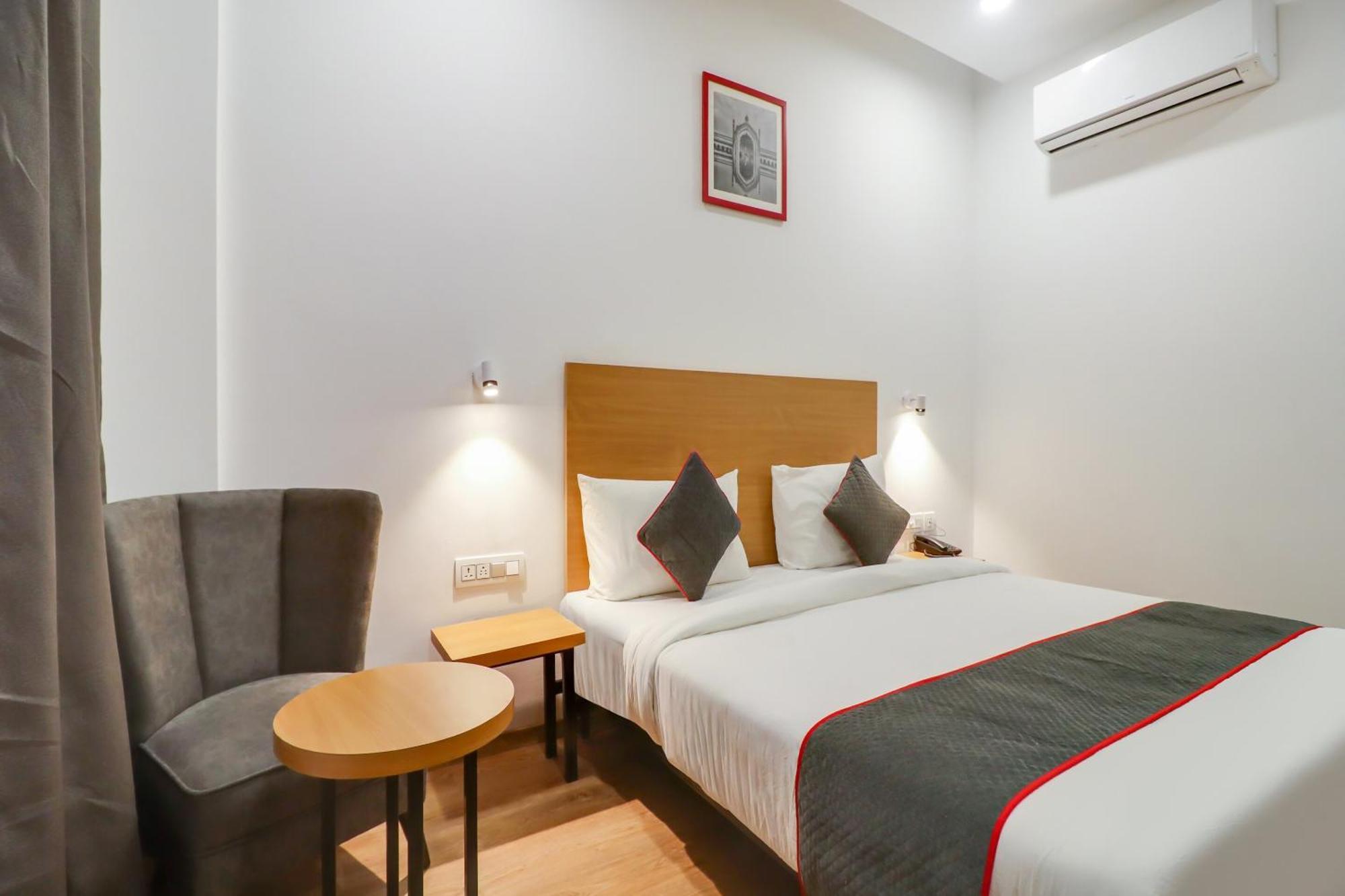 Hotel Super Townhouse Jashn Chinhat Exteriér fotografie