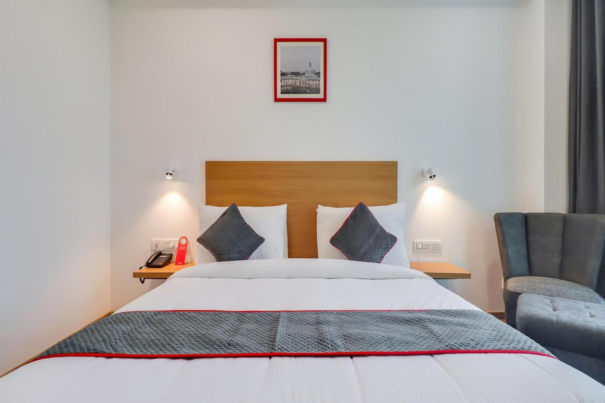 Hotel Super Townhouse Jashn Chinhat Exteriér fotografie