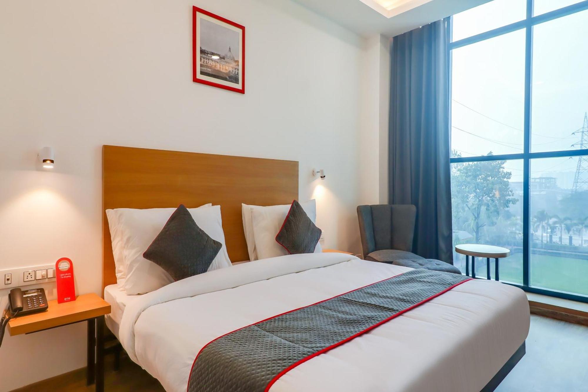 Hotel Super Townhouse Jashn Chinhat Exteriér fotografie