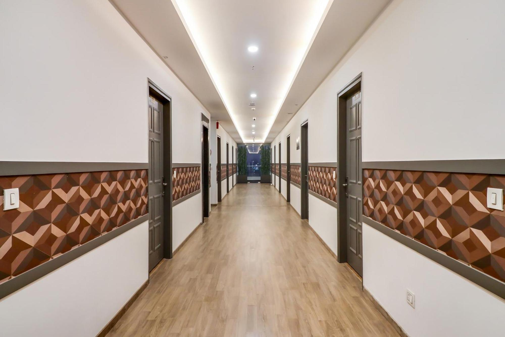 Hotel Super Townhouse Jashn Chinhat Exteriér fotografie