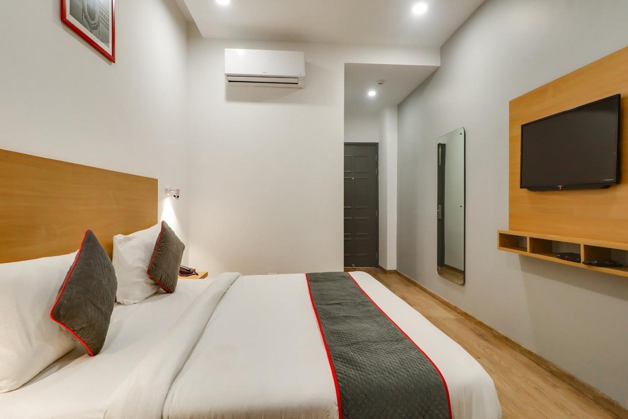Hotel Super Townhouse Jashn Chinhat Exteriér fotografie